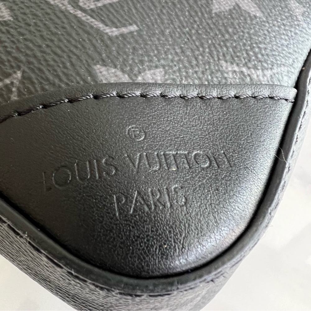 Authentic Louis Vuitton Eclipse reverse Monogram pouchette trio - Picture 11 of 15